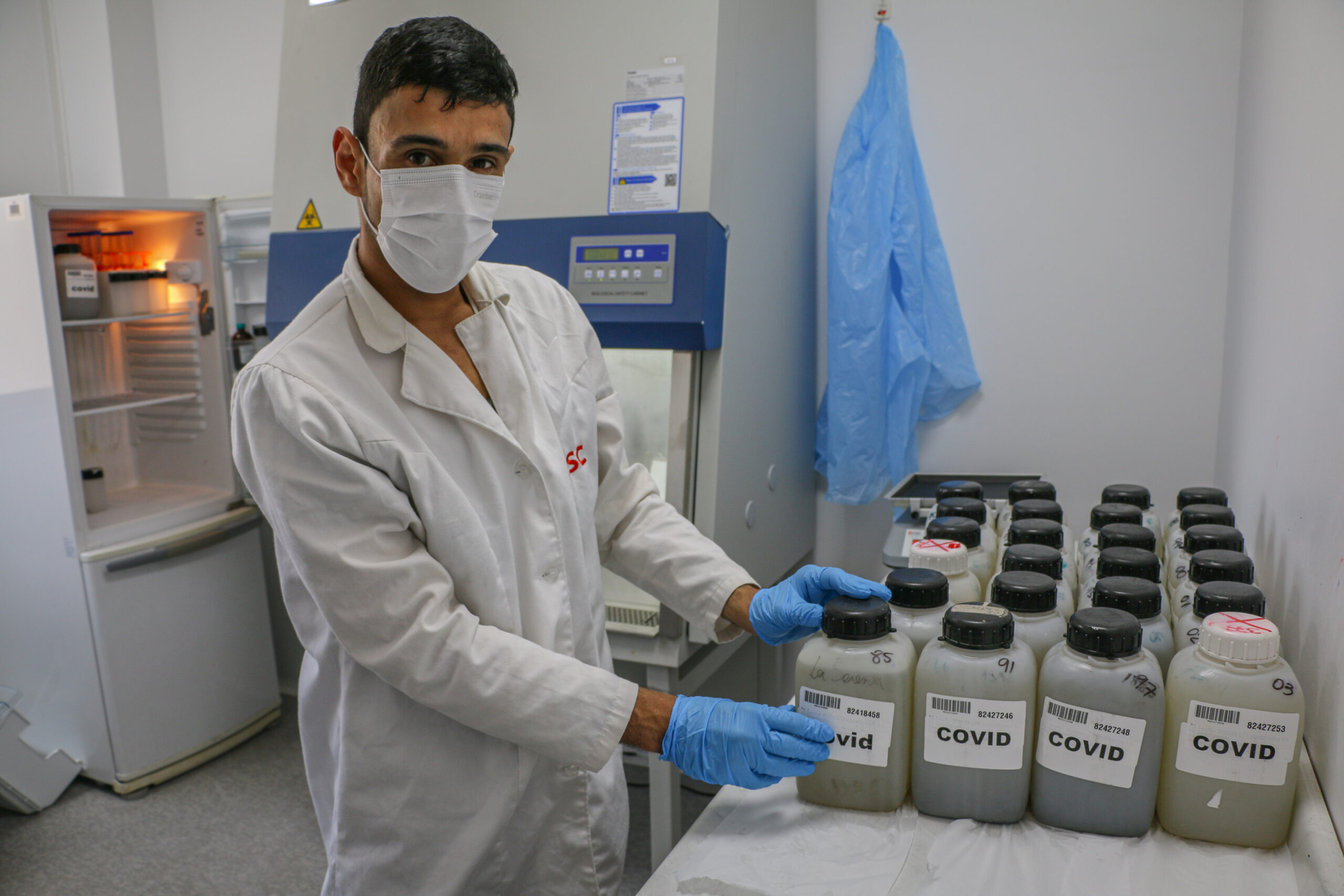 Centinela Biobío Centro de Vigilancia de Aguas Residuales de la UCSC cierra una etapa y busca transformarse en un apoyo permanente para la salud pública